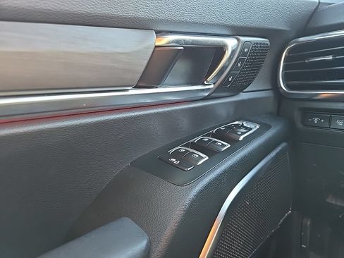 Certified 2023 Kia Telluride SX Prestige X-Line AWD/4WD image 19