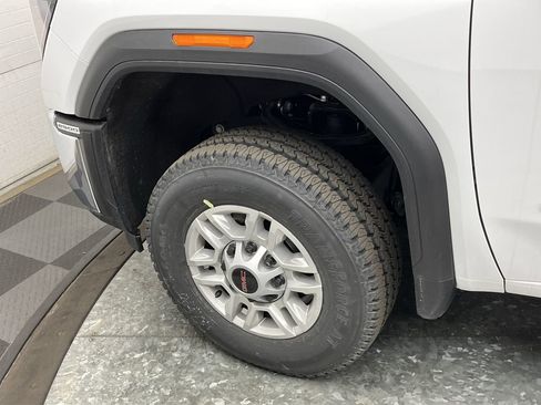 New 2025 GMC Sierra 2500 Pro w/ Snow Plow Prep/Camper Package image 27