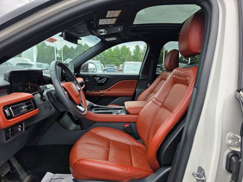 Used 2025 Lincoln Aviator Reserve w/ Illumination Package AWD/4WD image 22