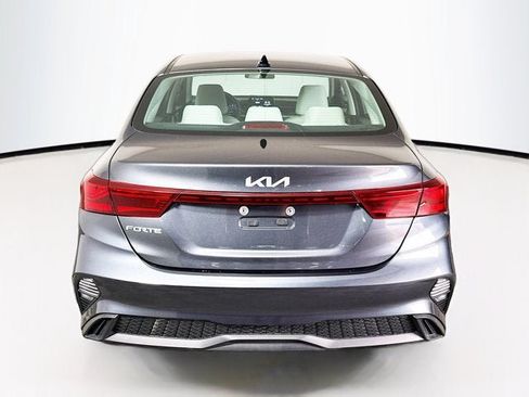 Used 2023 Kia Forte LXS FWD image 6