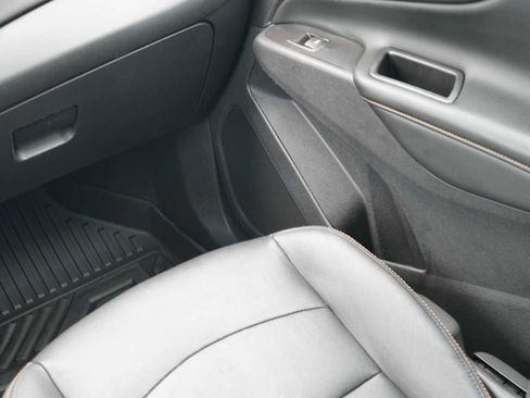 Used 2020 Chevrolet Equinox Premier w/ Premier Redline Edition FWD image 25