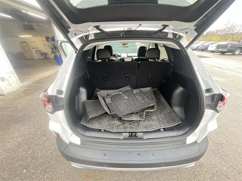 Used 2022 Ford Escape SEL image 23