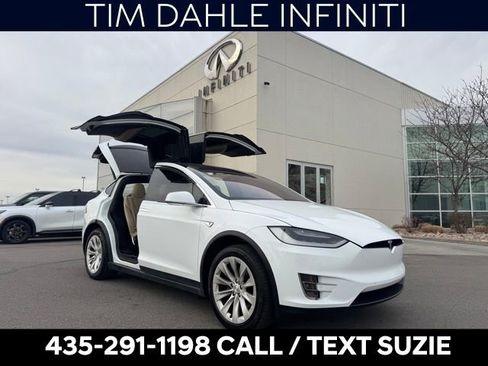 Used 2016 Tesla Model X 90D image 10