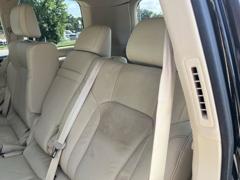 Used 2021 Lexus LX 570 4WD w/ Luxury Package image 30