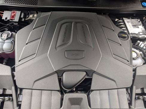 New 2026 Porsche Cayenne S image 29