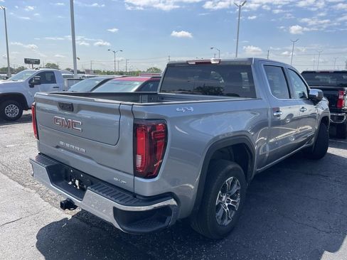 Used 2025 GMC Sierra 1500 SLT AWD/4WD image 7