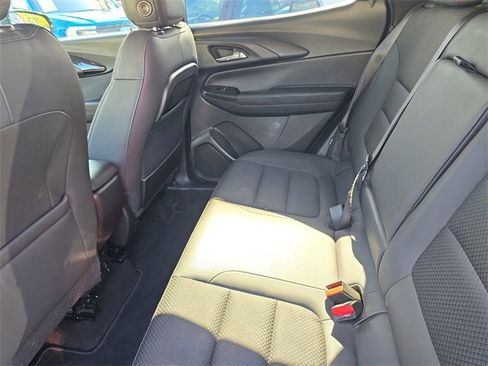 Used 2021 Chevrolet TrailBlazer RS w/ Convenience Package image 11