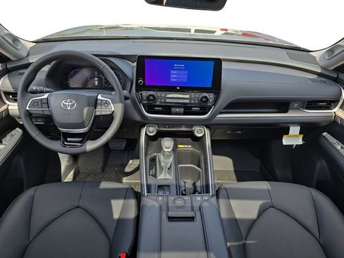 New 2026 Toyota Grand Highlander Limited image 9