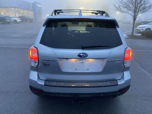 Used 2017 Subaru Forester 2.5i Limited image 6