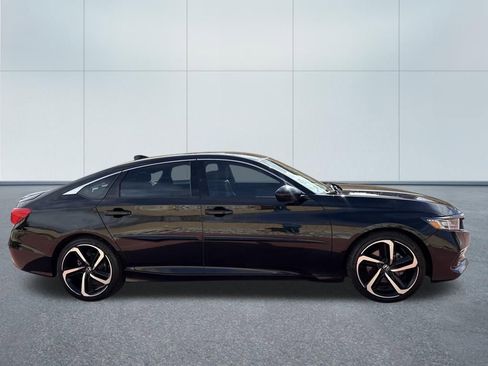 Used 2022 Honda Accord Sport image 9