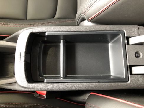 Certified 2025 Chevrolet TrailBlazer RS w/ Convenience Package image 25