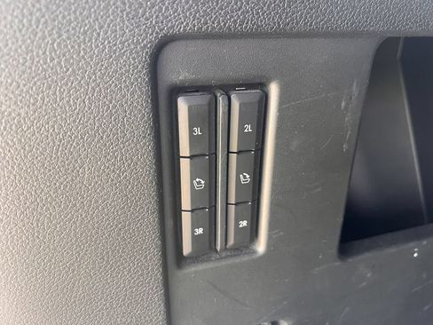 Used 2021 Lincoln Navigator L Reserve AWD/4WD image 17