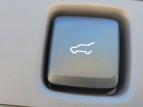 Certified 2023 Lincoln Corsair FWD image 13