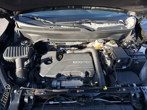 Used 2022 GMC Terrain SLE w/ Driver Convenience Package image 10