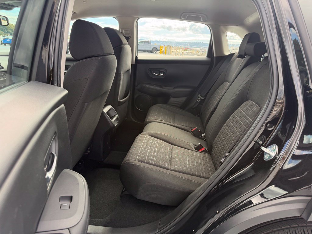 Used 2024 Honda HR-V LX image 15