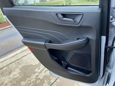 Used 2025 Ford Escape Active image 49