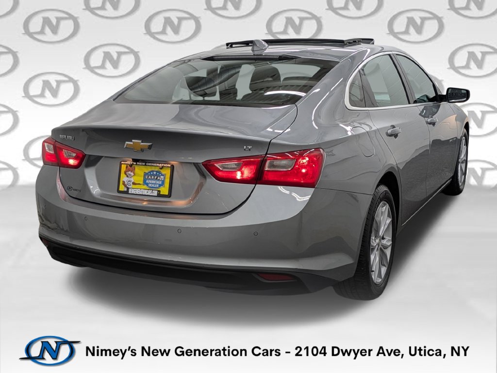 Used 2024 Chevrolet Malibu LT FWD image 2
