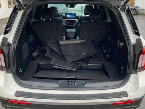 Certified 2025 Ford Explorer ST image 4