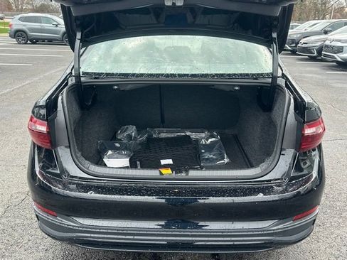 New 2026 Volkswagen Jetta SE FWD image 16