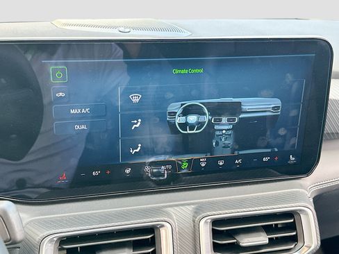 Used 2024 Ford Mustang GT Premium image 16