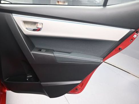Used 2016 Toyota Corolla LE FWD image 25