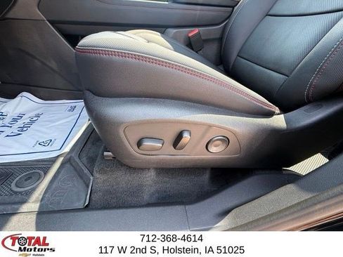 Used 2026 Chevrolet Traverse RS w/ LPO, Floor Liner Package AWD/4WD image 12