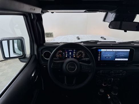 New 2025 Jeep Gladiator Sport image 21