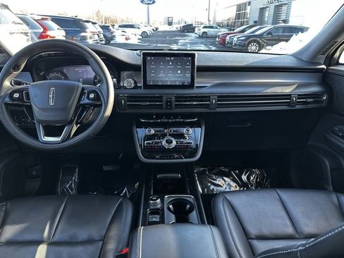 Certified 2022 Lincoln Corsair AWD w/ Equipment Group 101A image 15