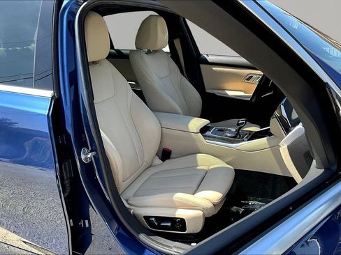 Used 2021 BMW 330i Sedan w/ Convenience Package RWD image 30
