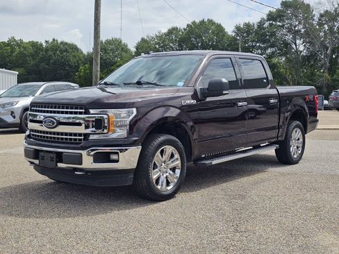 Used 2018 Ford F150 XLT w/ Equipment Group 302A Luxury AWD/4WD image 1