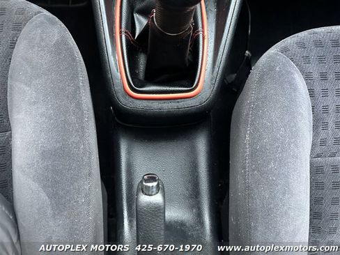 Used 2002 Volkswagen Golf GLS image 29