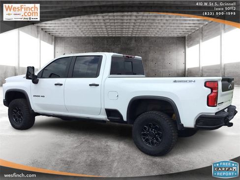 Used 2025 Chevrolet Silverado 2500 ZR2 w/ ZR2 Bison Edition image 7