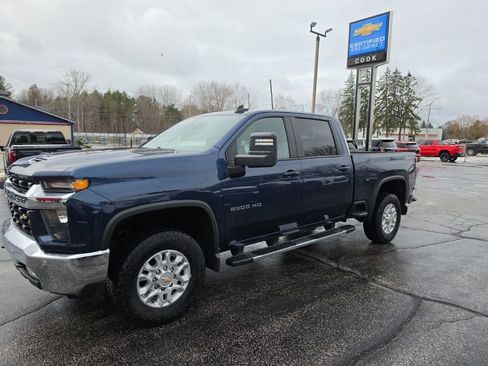 Certified 2021 Chevrolet Silverado 2500 LT w/ All Star Edition image 3