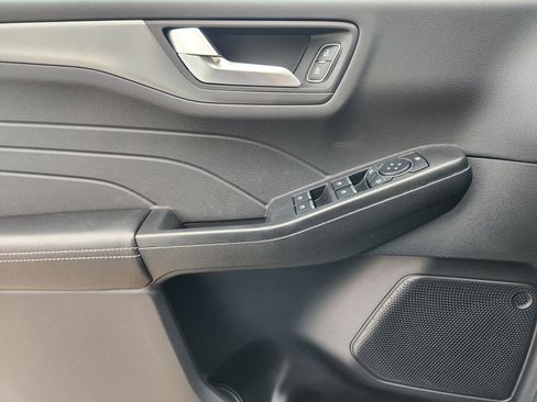 New 2026 Ford Escape SE image 21