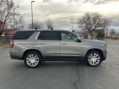 Used 2021 Chevrolet Tahoe High Country w/ Premium Package image 6