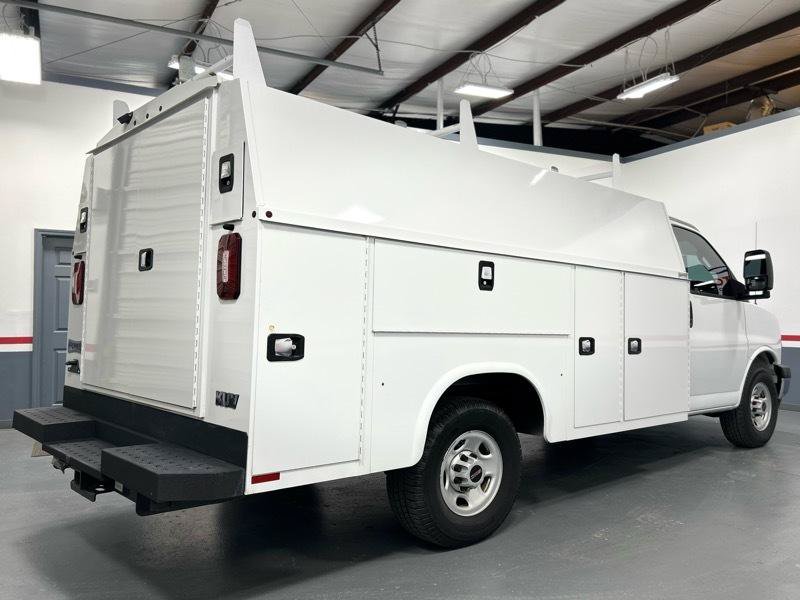 Used 2020 GMC Savana 3500 w/ Power Convenience Package RWD image 11