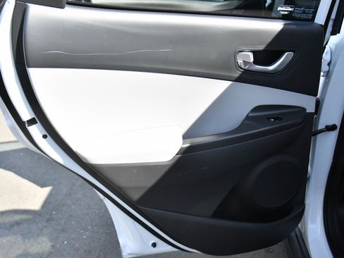 Used 2023 Hyundai Kona SE image 32