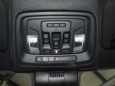 New 2026 Chevrolet Silverado 1500 ZR2 image 57