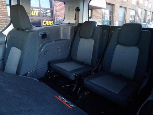 Used 2020 Ford Transit Connect XL image 11