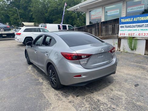 Used 2016 MAZDA MAZDA3 i Sport FWD image 7