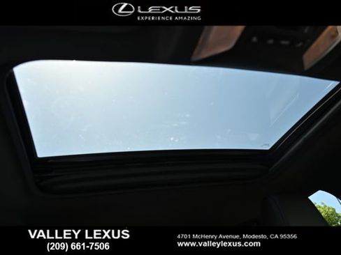 Used 2021 Toyota RAV4 XSE w/ XSE Grade Weather Package AWD/4WD image 7