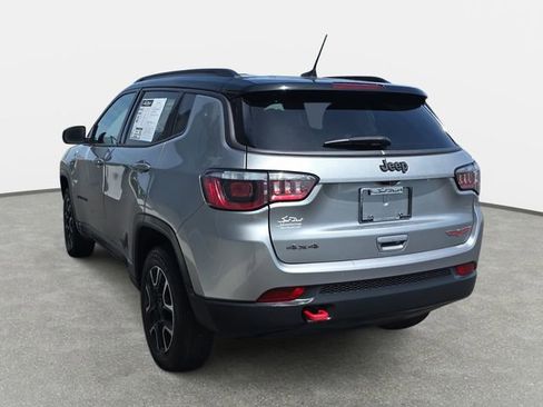 Used 2020 Jeep Compass Trailhawk image 7