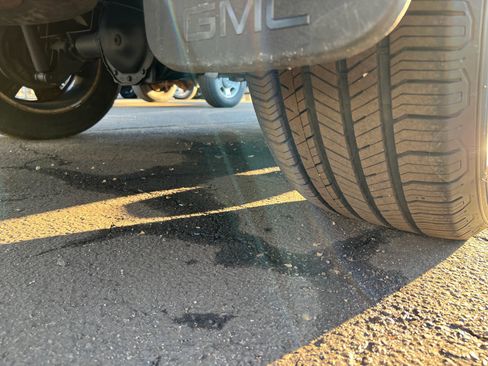 Used 2013 GMC Sierra 1500 SLE w/ Power Tech Package image 27