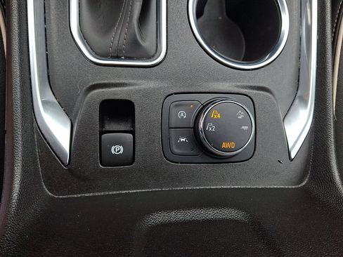 Certified 2023 Chevrolet Traverse Premier AWD/4WD image 28
