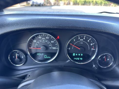 Used 2014 Jeep Wrangler Unlimited Sport w/ Quick Order Package 24S AWD/4WD image 25
