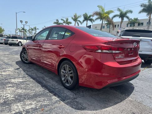 Used 2018 Hyundai Elantra SEL FWD image 4