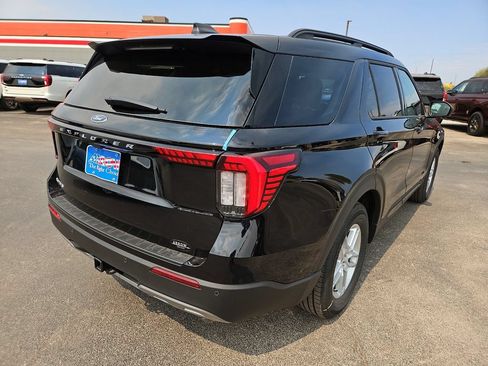 New 2026 Ford Explorer Active w/ Active Comfort Package RWD image 11