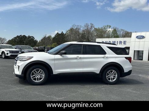 New 2026 Ford Explorer Active RWD image 4
