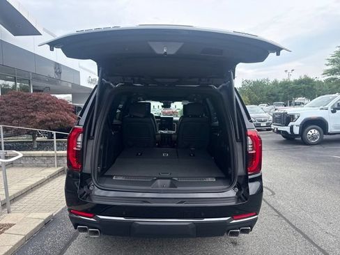 New 2026 GMC Yukon Denali Ultimate AWD/4WD image 32
