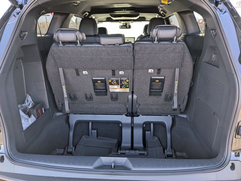 New 2026 Toyota Sienna XLE Woodland Edition image 23